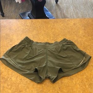 Olive lulu Hotty Hot 2.5in short